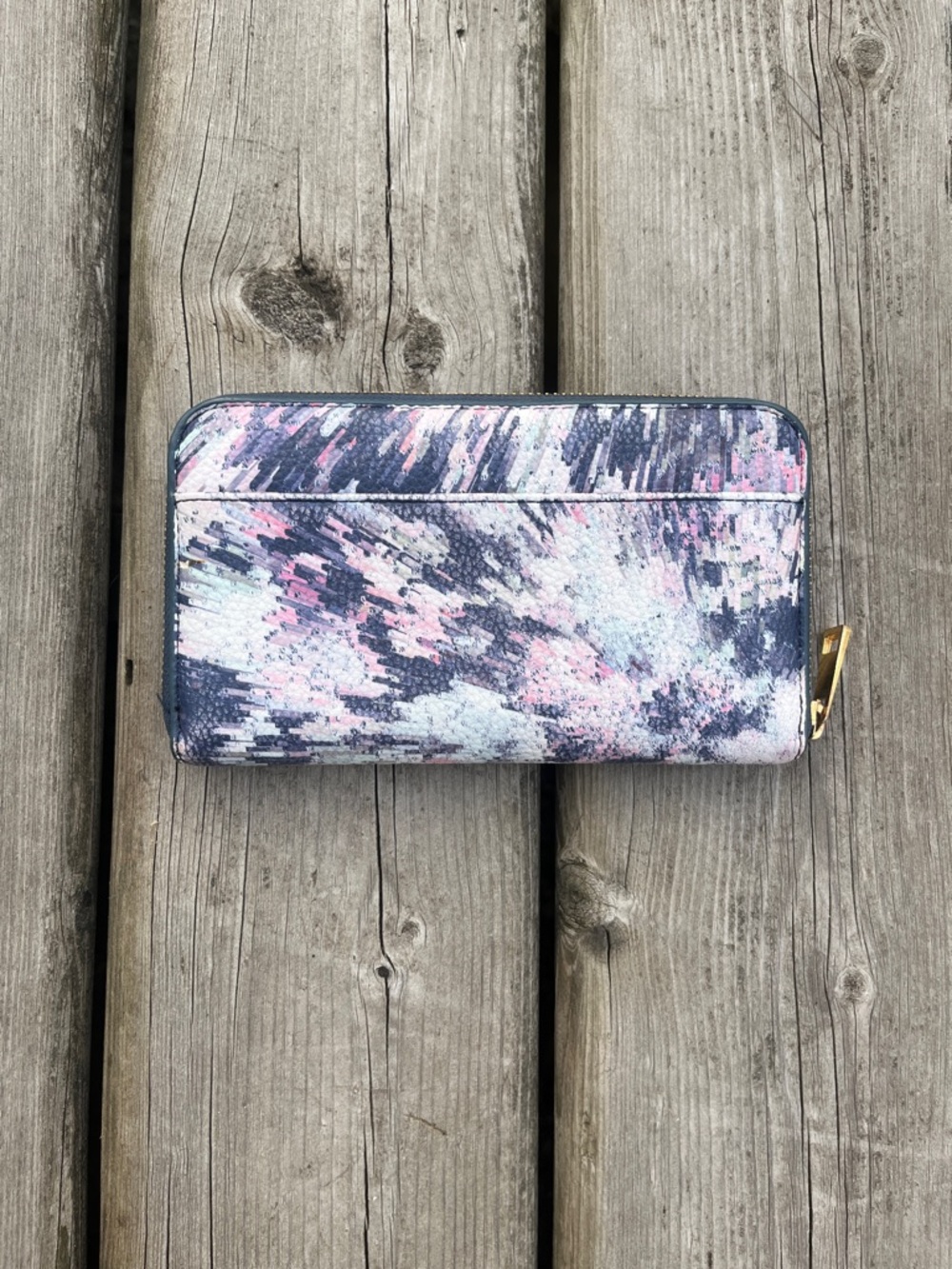 Love & Lore Abstract Zip-Around Wallet in Navy, Pink & White